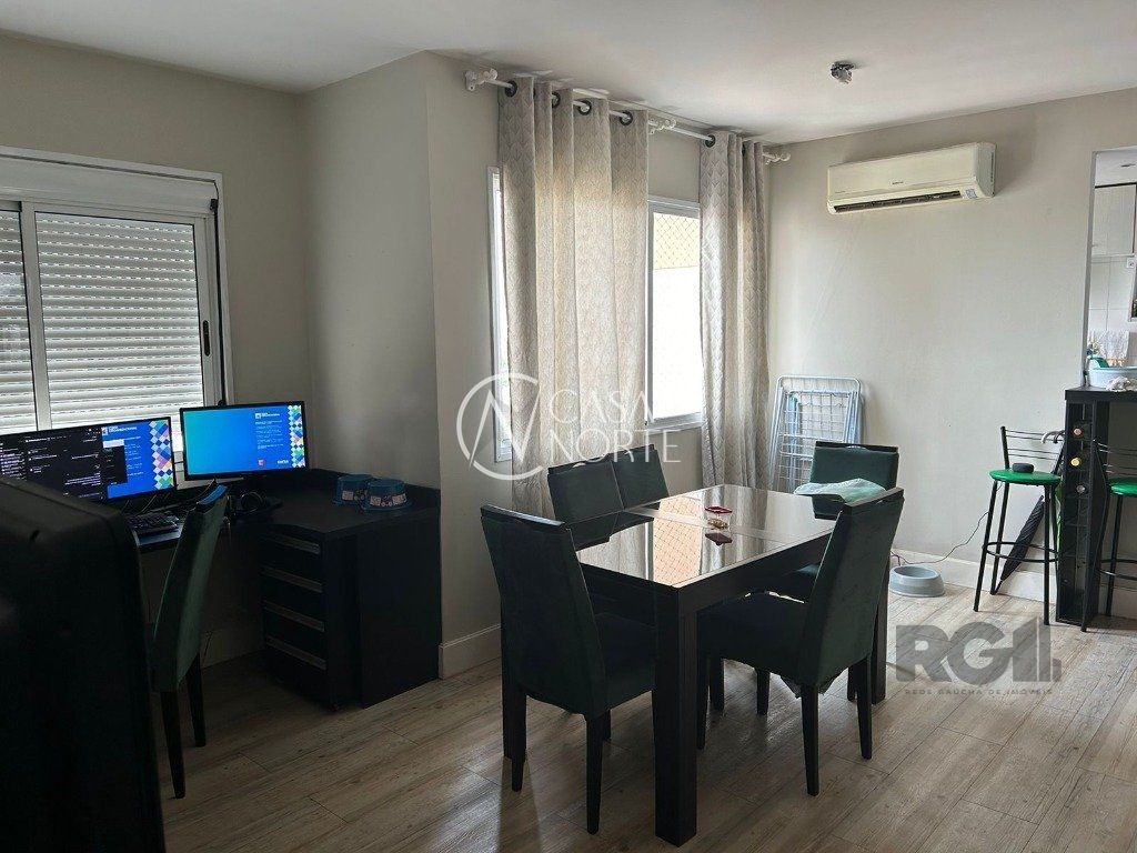 Apartamento à venda com 3 quartos, 64m², 1 suíte, 1 vaga, Avenida Dom Claudio José Gonçalves Ponce de Leao no bairro Vila Ipiranga em Porto Alegre
