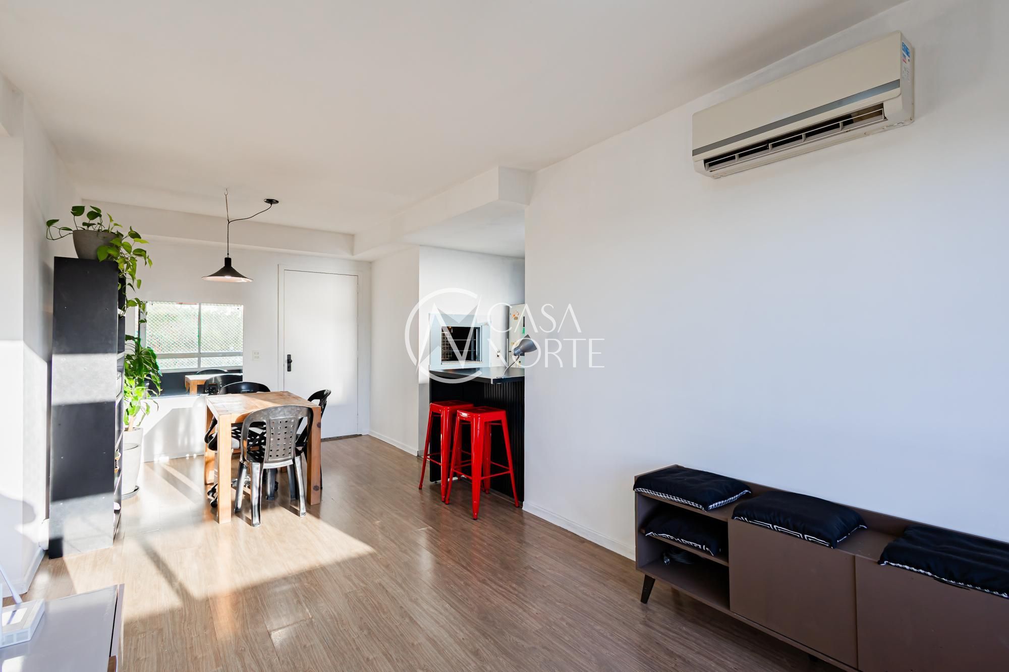 Apartamento à venda com 2 quartos, 68m², 1 suíte, 1 vaga, Rua Mauro Guedes de Oliveira no bairro Jardim Lindóia em Porto Alegre