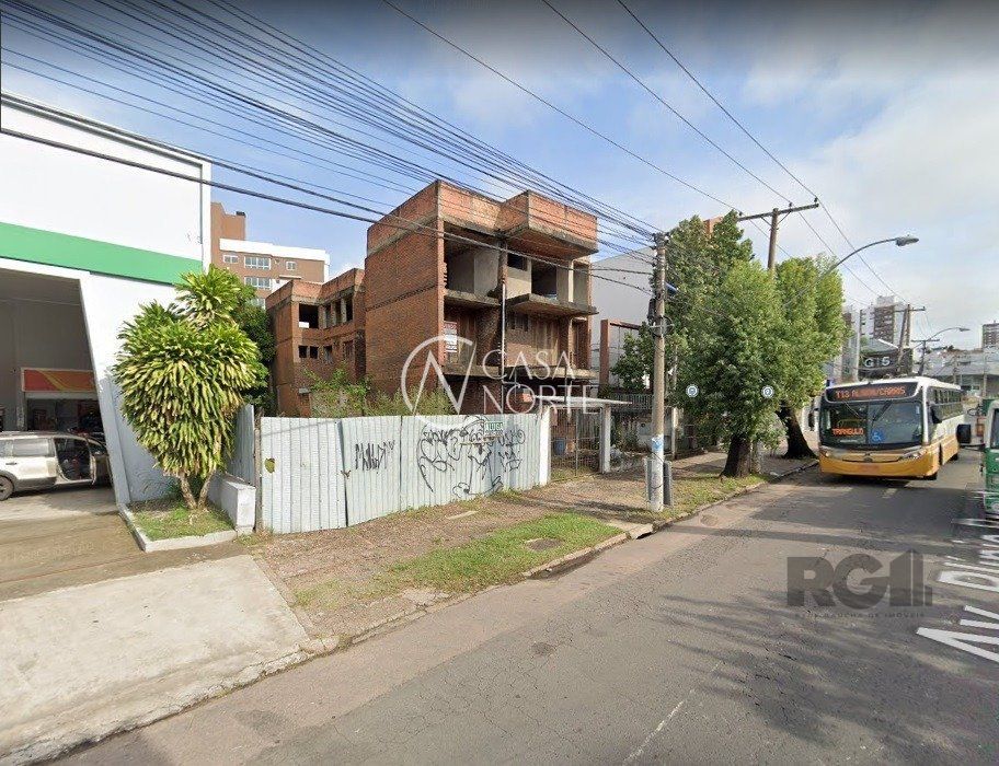 Terreno à venda  com 312m², Avenida Plínio Brasil Milano no bairro Higienópolis em Porto Alegre