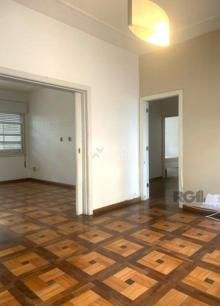 Apartamento à venda com 4 quartos, 230m², Rua Carlos Von Koseritz no bairro São João em Porto Alegre