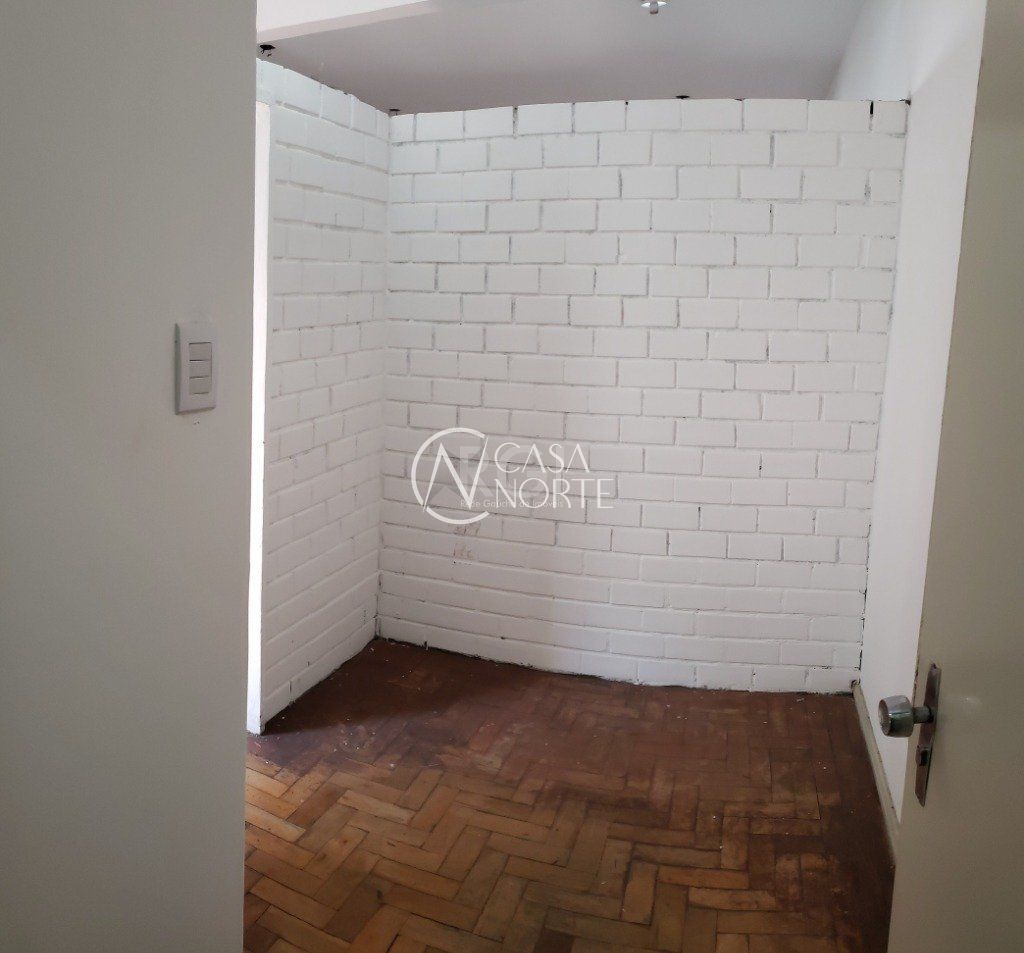 Sala Comercial à venda , 80m², Avenida Assis Brasil no bairro Cristo Redentor em Porto Alegre