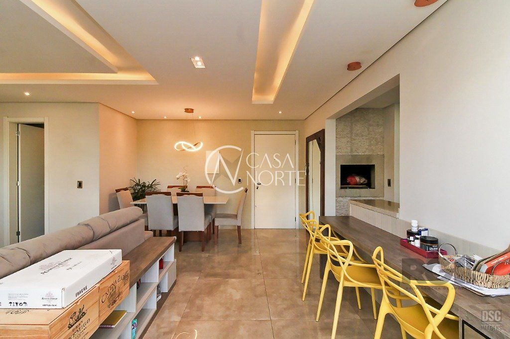 Apartamento à venda com 3 quartos, 72m², 1 suíte, 1 vaga, Rua Doutor Carlos Renato Rua Fonseca no bairro Jardim Sabará em Porto Alegre