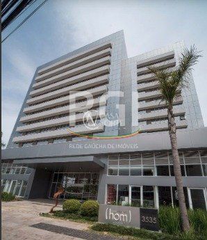 Sala Comercial à venda com 1 quarto, 42m², 1 vaga, Avenida Assis Brasil no bairro Passo da Areia em Porto Alegre