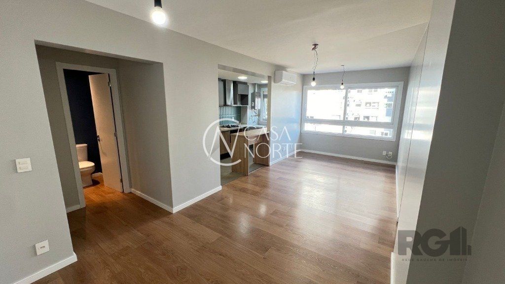 Apartamento à venda com 3 quartos, 81m², 1 suíte, 2 vagas, Avenida Assis Brasil no bairro Jardim Lindóia em Porto Alegre