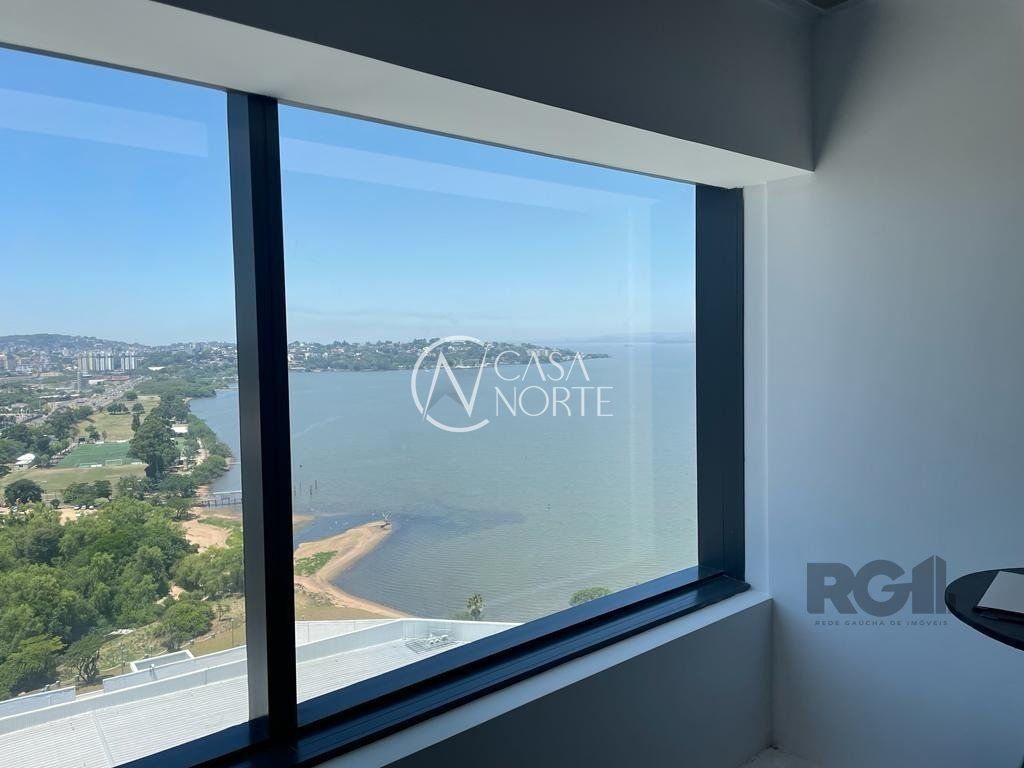 Sala Comercial à venda , 32m², 1 vaga, Avenida Padre Cacique no bairro Praia de Belas em Porto Alegre