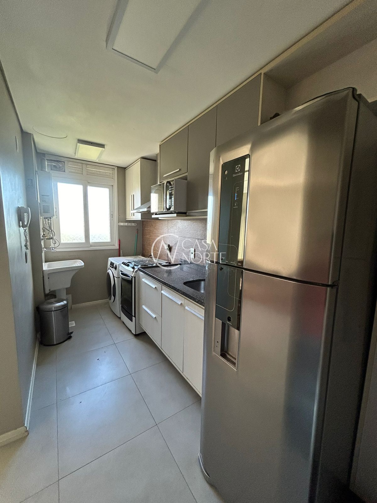 Apartamento à venda com 3 quartos, 73m², 1 suíte, 1 vaga, Rua Doutor Carlos Renato Rua Fonseca no bairro Jardim Sabará em Porto Alegre