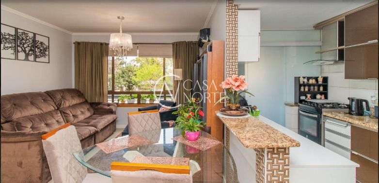 Apartamento à venda com 2 quartos, 75m², 1 suíte, 2 vagas, Rua Roque Calage no bairro Passo da Areia em Porto Alegre