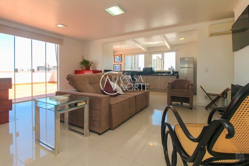 Cobertura à venda com 3 quartos, 261m², 1 suíte, 2 vagas, Rua Professor Cristiano Fischer no bairro Petrópolis em Porto Alegre