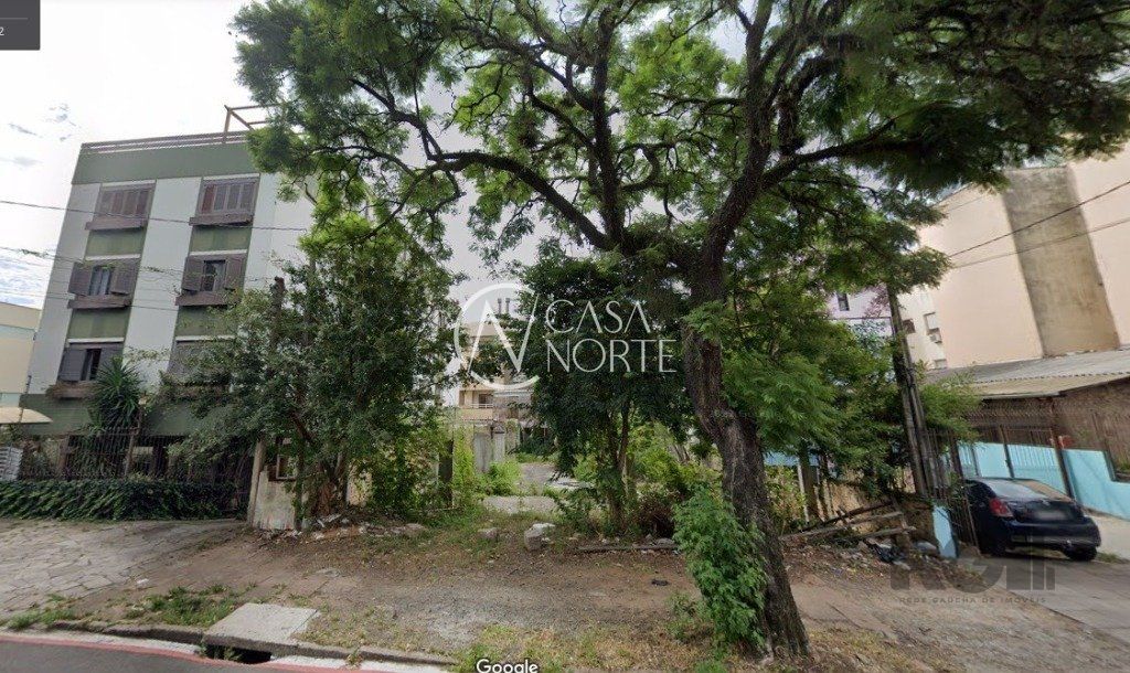 Terreno à venda  com 220m², Rua Eudoro Berlink no bairro Auxiliadora em Porto Alegre
