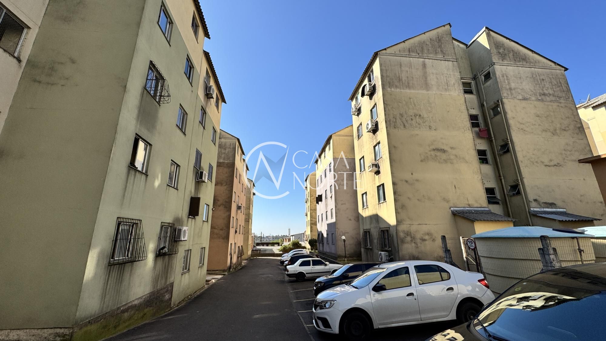 Apartamento à venda com 2 quartos, 40m², 1 vaga, Rua Vinte e Seis de Março no bairro Mário Quintana em Porto Alegre