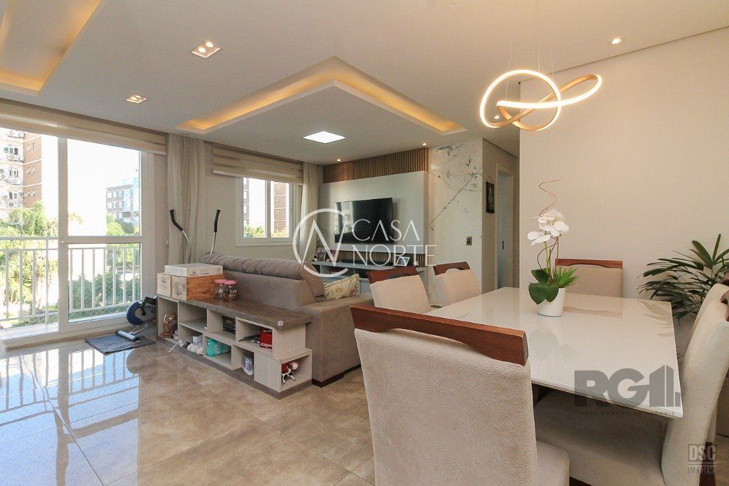 Apartamento à venda com 3 quartos, 72m², 1 suíte, 1 vaga, Rua Doutor Carlos Renato Rua Fonseca no bairro Jardim Sabará em Porto Alegre