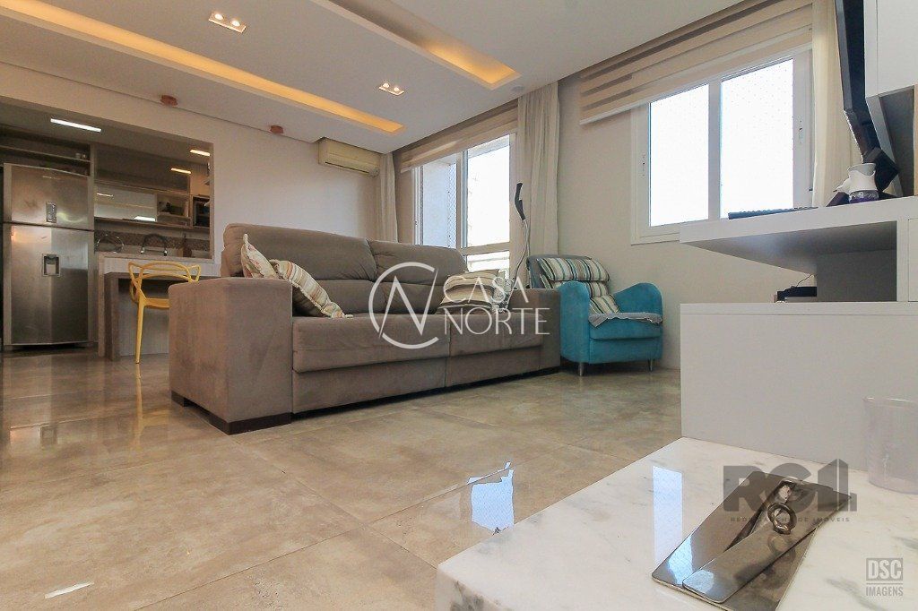 Apartamento à venda com 3 quartos, 72m², 1 suíte, 1 vaga, Rua Doutor Carlos Renato Rua Fonseca no bairro Jardim Sabará em Porto Alegre