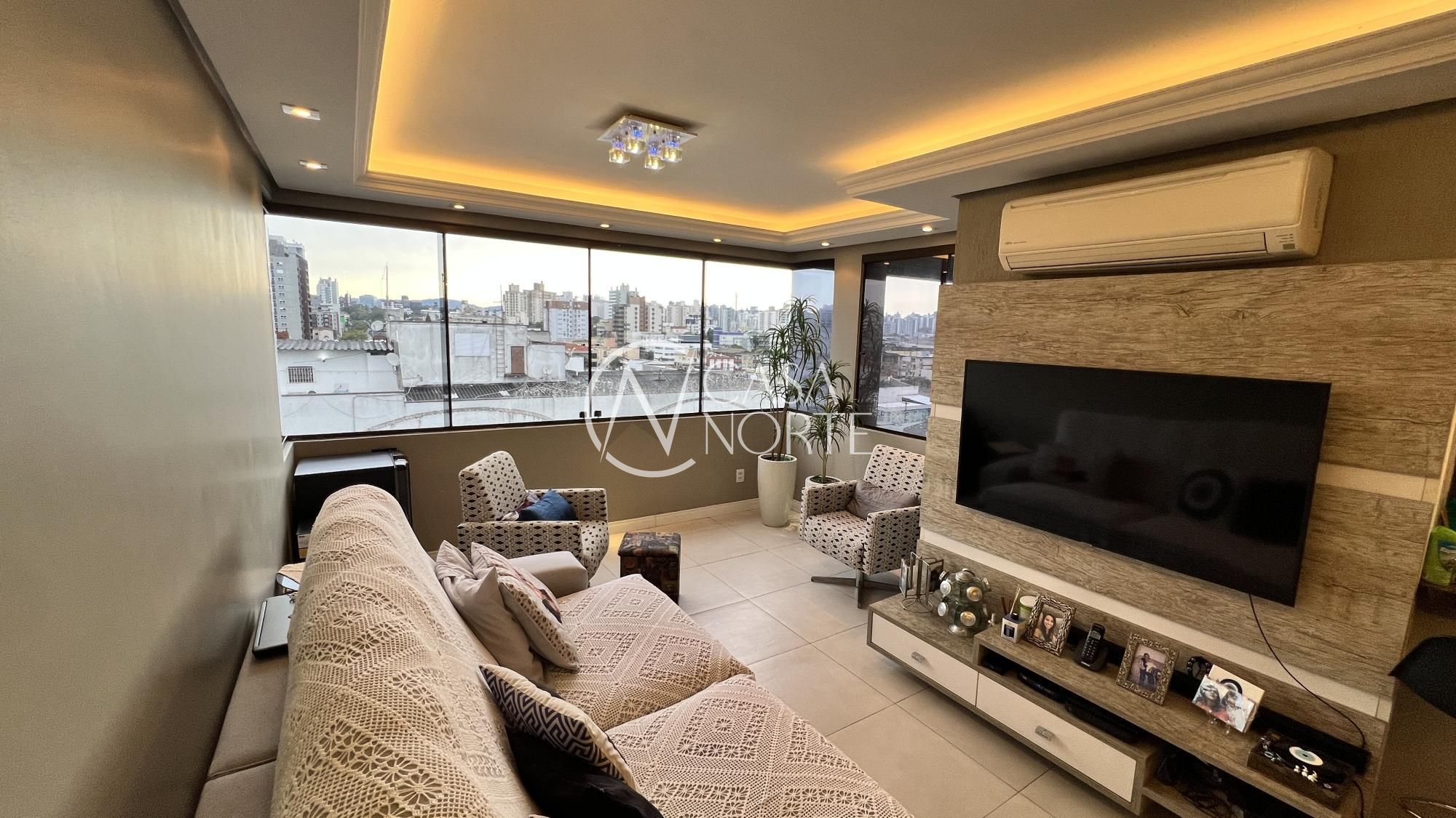 Apartamento à venda com 3 quartos, 88m², 1 suíte, 3 vagas, Rua Brito Peixoto no bairro Passo da Areia em Porto Alegre