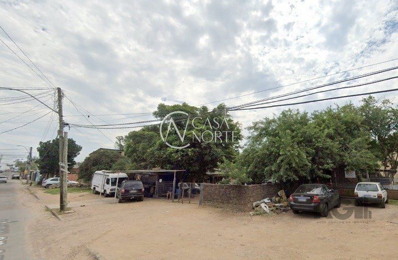 Terreno à venda  com 3600m², Rua Vinte e Seis de Março no bairro Mário Quintana em Porto Alegre