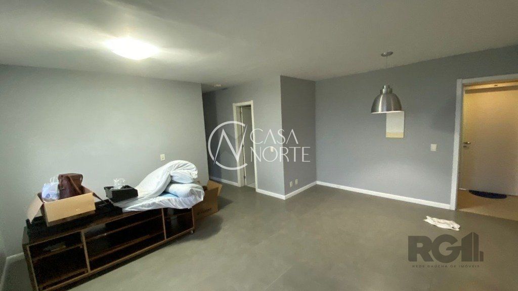 Apartamento à venda com 3 quartos, 73m², 1 suíte, Rua Doutor Carlos Renato Rua Fonseca no bairro Jardim Sabará em Porto Alegre