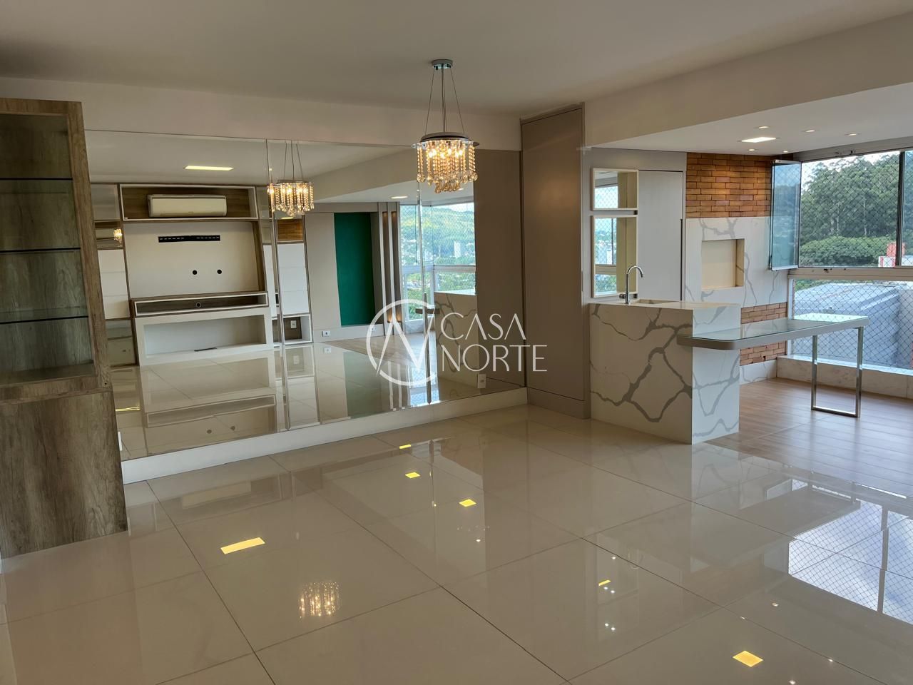 Apartamento à venda com 3 quartos, 128m², 1 suíte, 2 vagas, Rua Nicola Mathias Falci no bairro Jardim do Salso em Porto Alegre