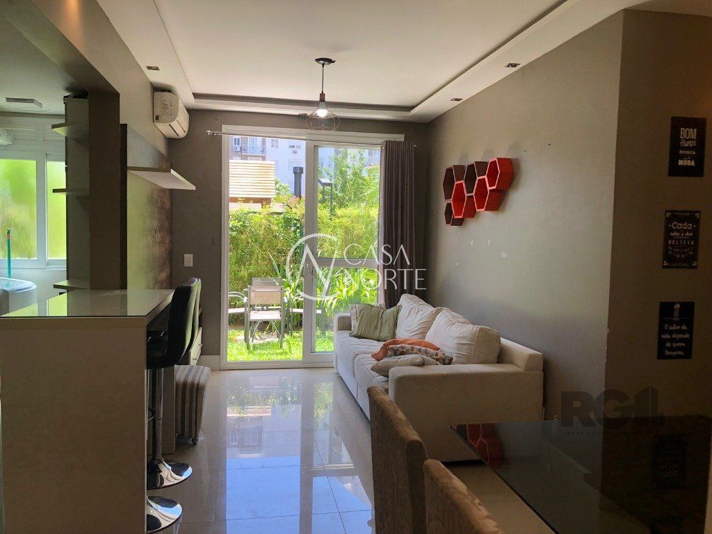 Apartamento à venda com 2 quartos, 85m², 1 suíte, 1 vaga, Rua Doutor Carlos Renato Rua Fonseca no bairro Jardim Sabará em Porto Alegre
