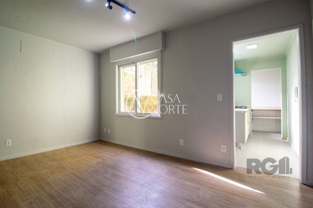 Apartamento à venda com 1 quarto, 39m², Avenida Coronel Lucas de Oliveira no bairro Petrópolis em Porto Alegre