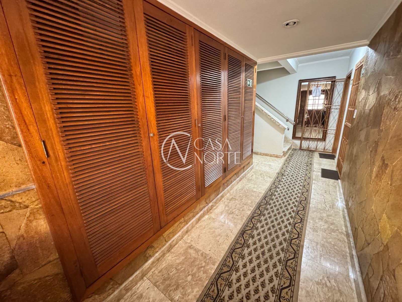 Apartamento à venda com 2 quartos, 58m², Rua Coronel João Corrêa no bairro Passo da Areia em Porto Alegre