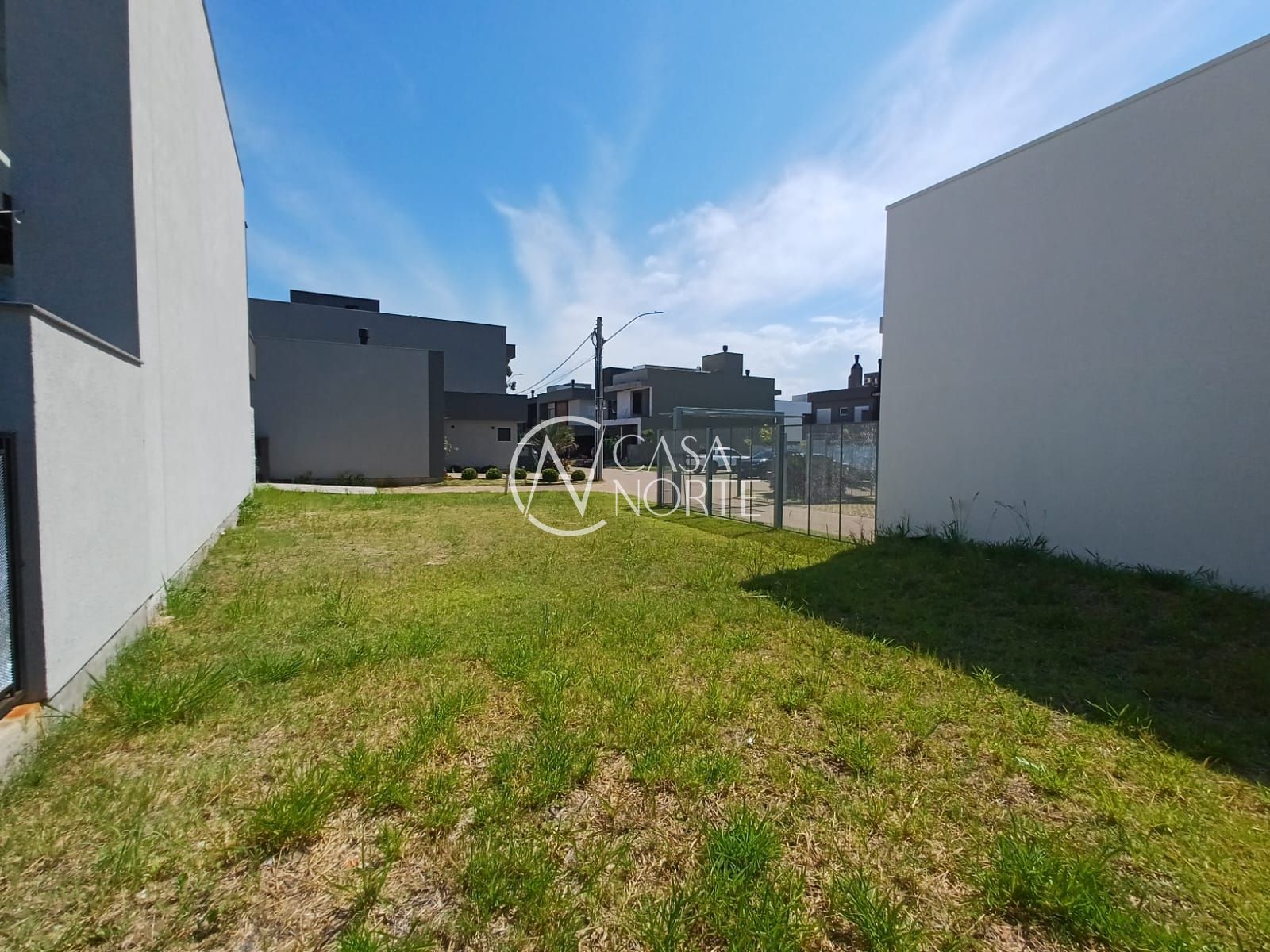 Terreno à venda  com 167m², Rua Sinai no bairro Ipanema em Porto Alegre