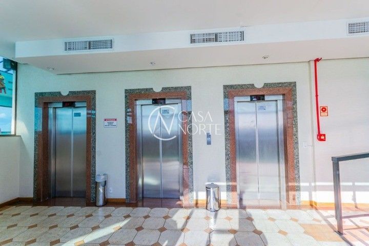 Flat à venda com 1 quarto, 37m², Avenida Borges de Medeiros no bairro Praia de Belas em Porto Alegre