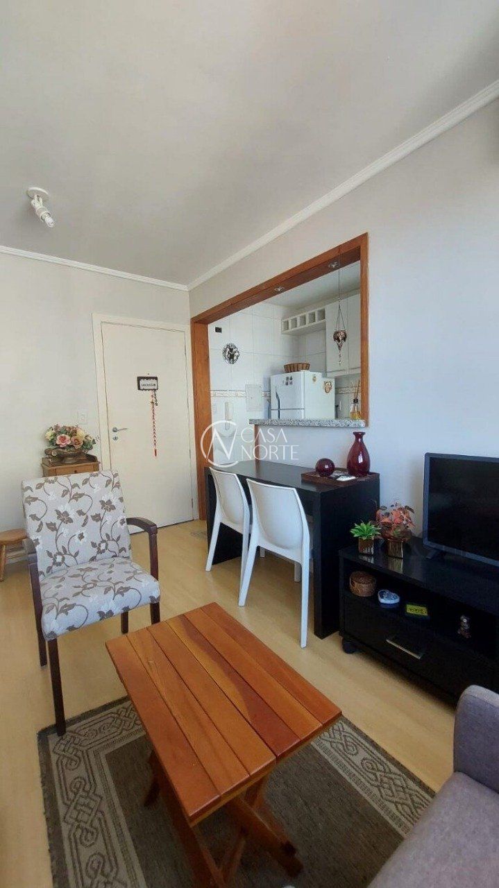 Apartamento à venda com 1 quarto, 37m², Avenida Wenceslau Escobar no bairro Tristeza em Porto Alegre