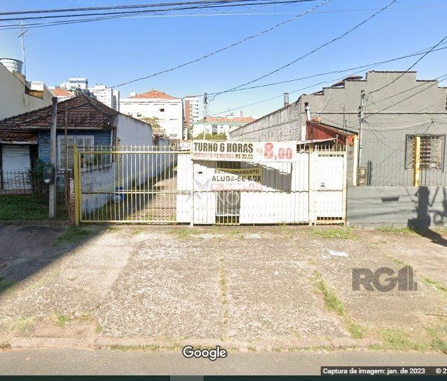 Terreno à venda  com 301m², Rua Antônio Joaquim Mesquita no bairro Passo da Areia em Porto Alegre