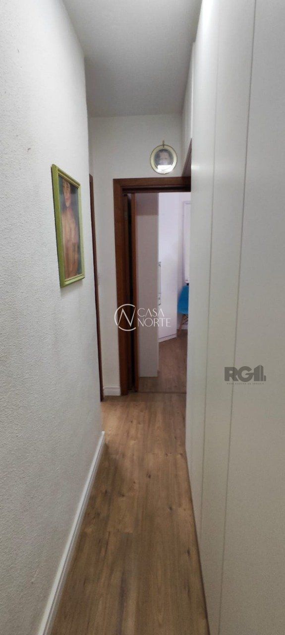 Apartamento à venda com 2 quartos, 46m², 1 vaga, Rua Padre Ângelo Corso no bairro Cavalhada em Porto Alegre