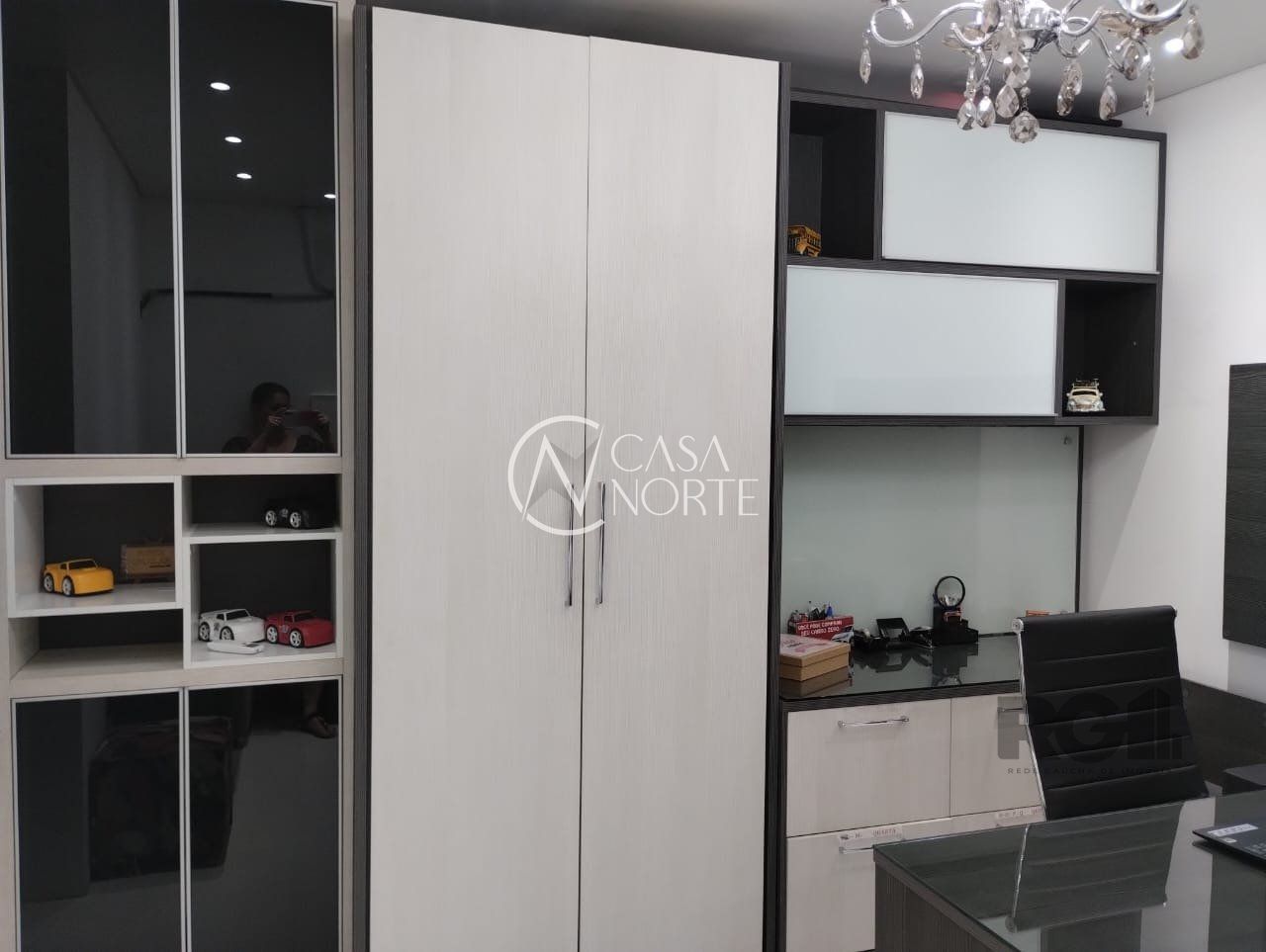 Sala Comercial à venda , 30m², Rua Doutor Armando Barbedo no bairro Tristeza em Porto Alegre