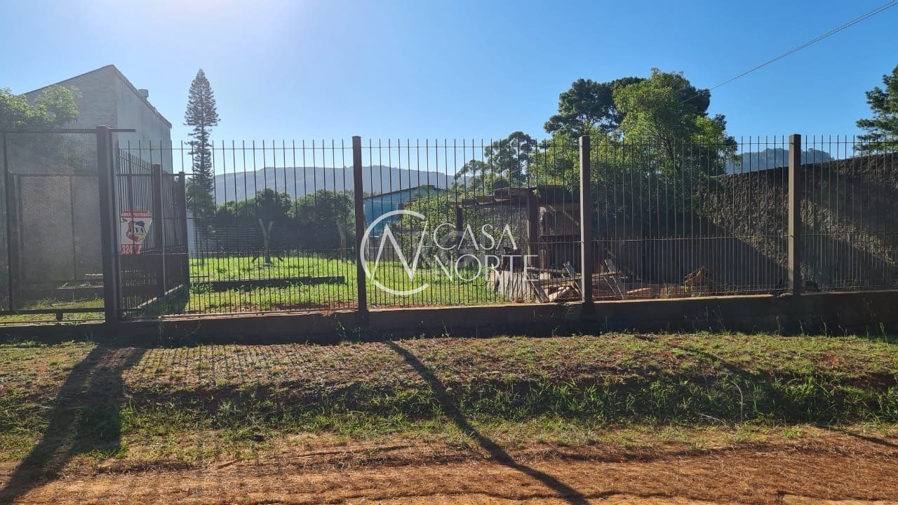 Terreno à venda  com 1000m², Estrada Julio Antônio Pereira no bairro Hípica em Porto Alegre