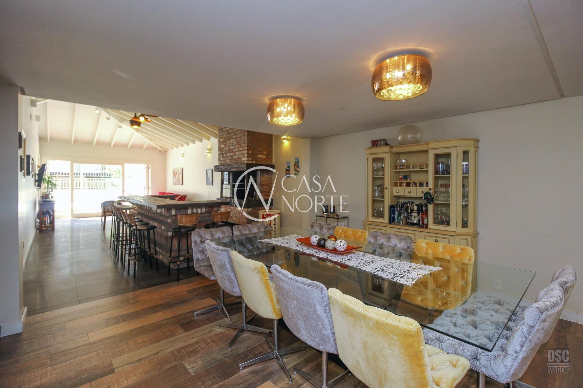 Casa à venda com 3 quartos, 350m², 3 suítes, 6 vagas, Rua Doutor Paulo Franco dos Reis no bairro Boa Vista em Porto Alegre