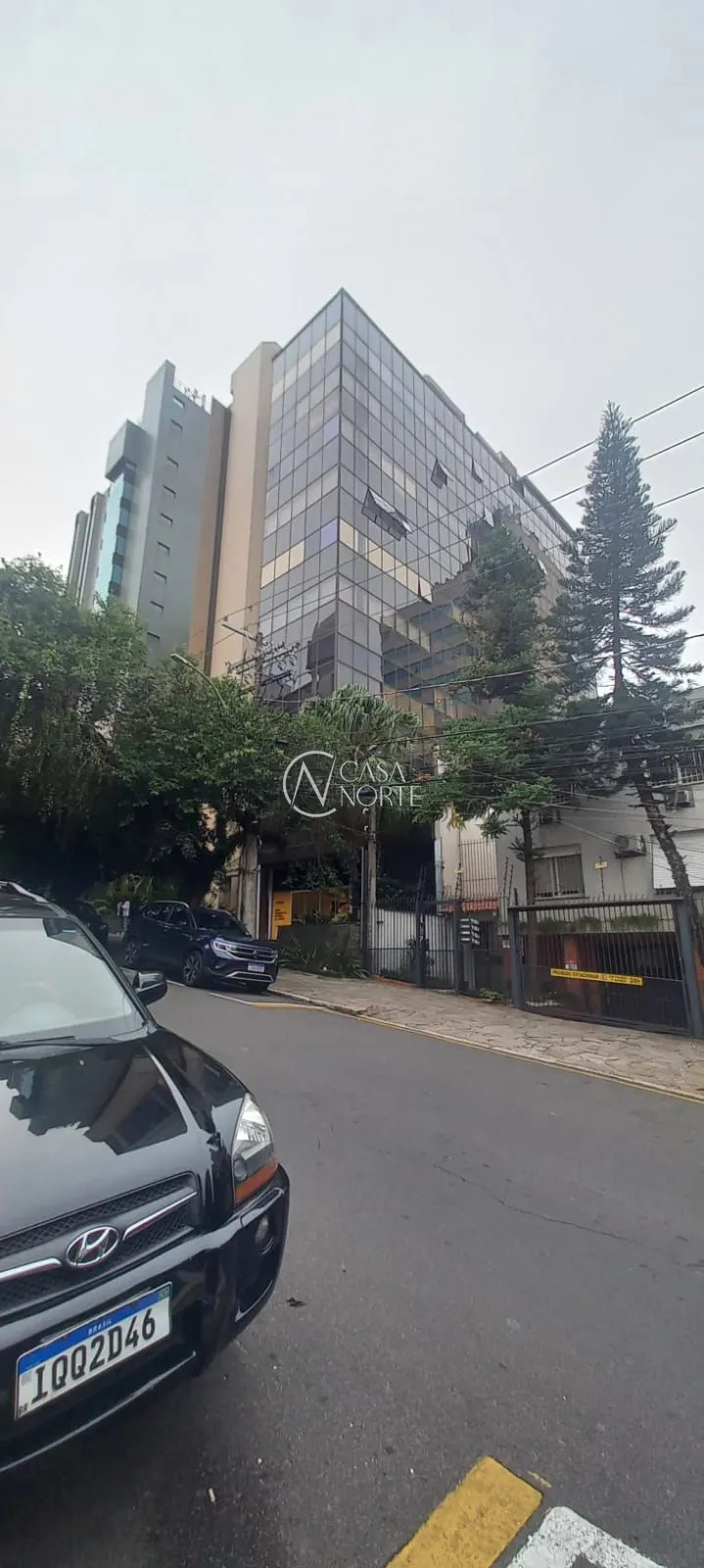 Conjunto Comercial à venda com 3 quartos, 44m², 1 vaga, Rua Doutor Florêncio Ygartua no bairro Moinhos de Vento em Porto Alegre