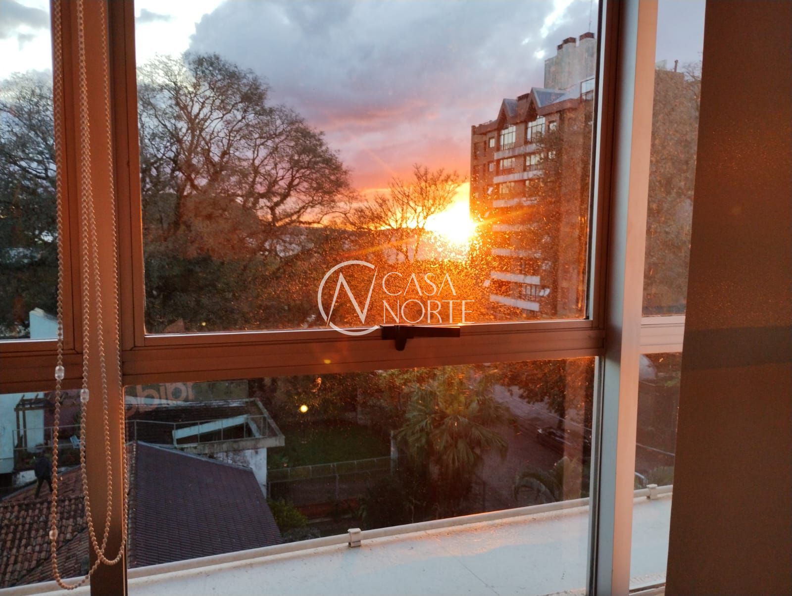 Conjunto Comercial à venda com 1 quarto, 25m², Avenida Wenceslau Escobar no bairro Tristeza em Porto Alegre