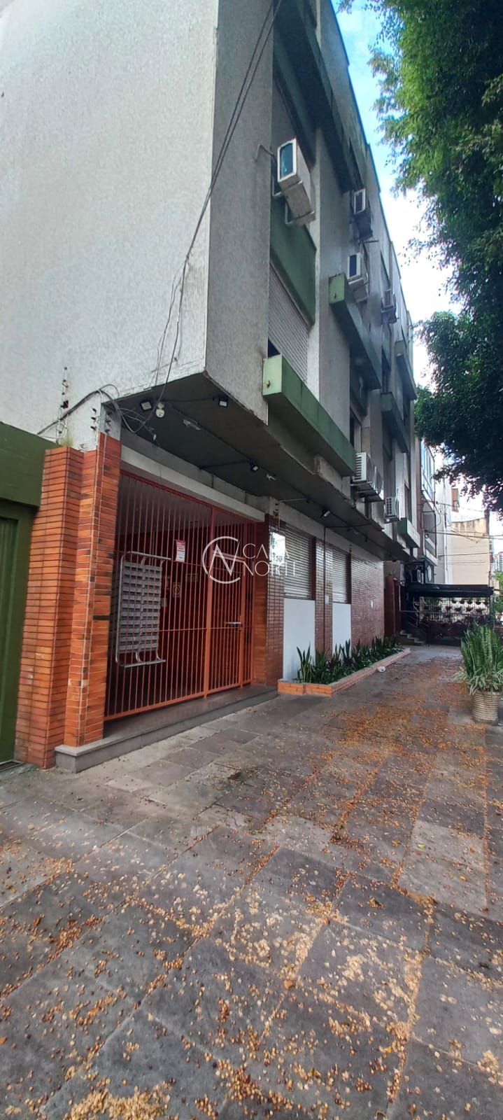 Apartamento à venda com 3 quartos, 96m², 1 vaga, Rua Cabral no bairro Rio Branco em Porto Alegre