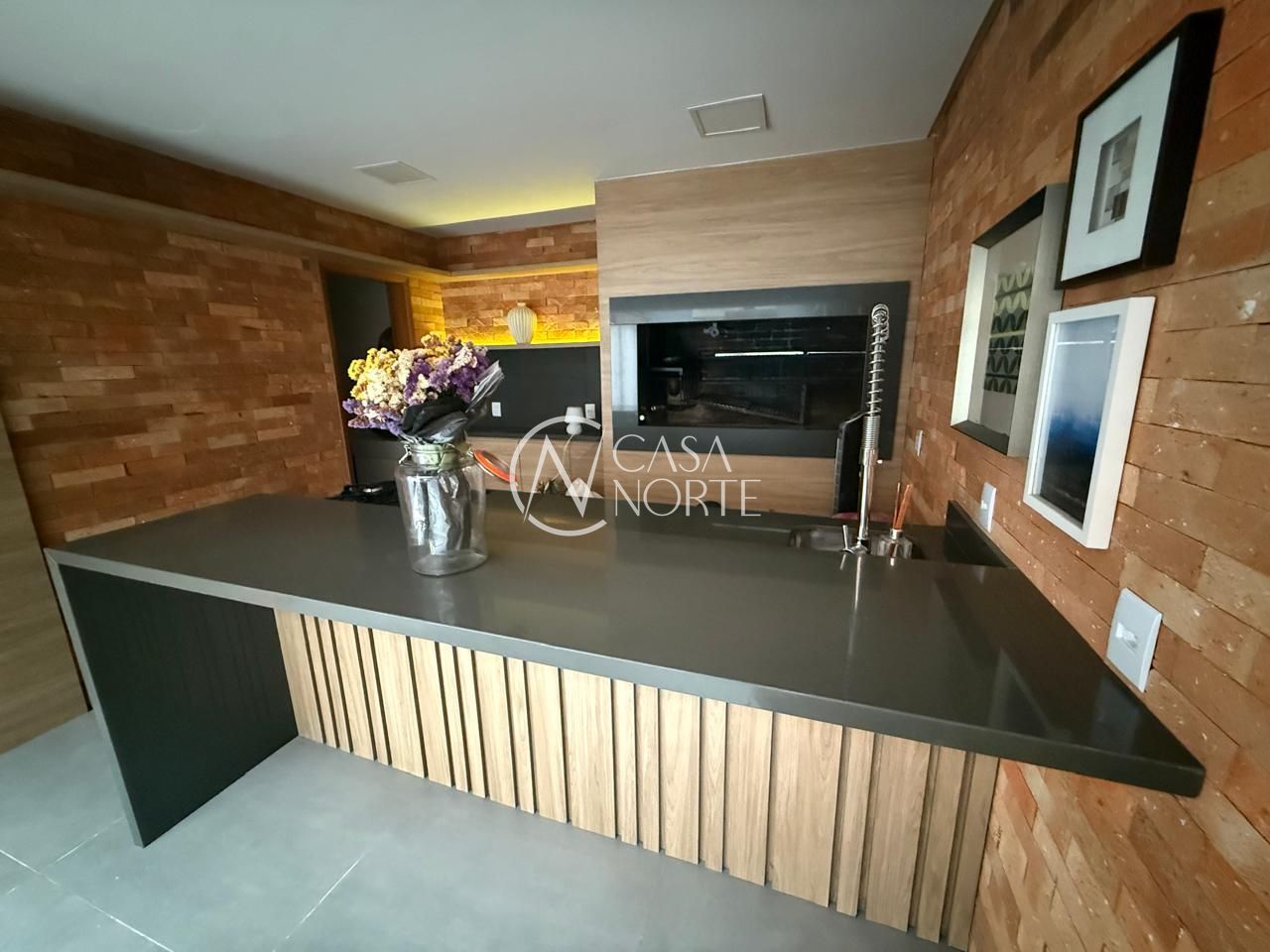 Casa de Condomínio à venda com 3 quartos, 159m², 1 suíte, 2 vagas, Dr, Barcelos no bairro Tristeza em Porto Alegre