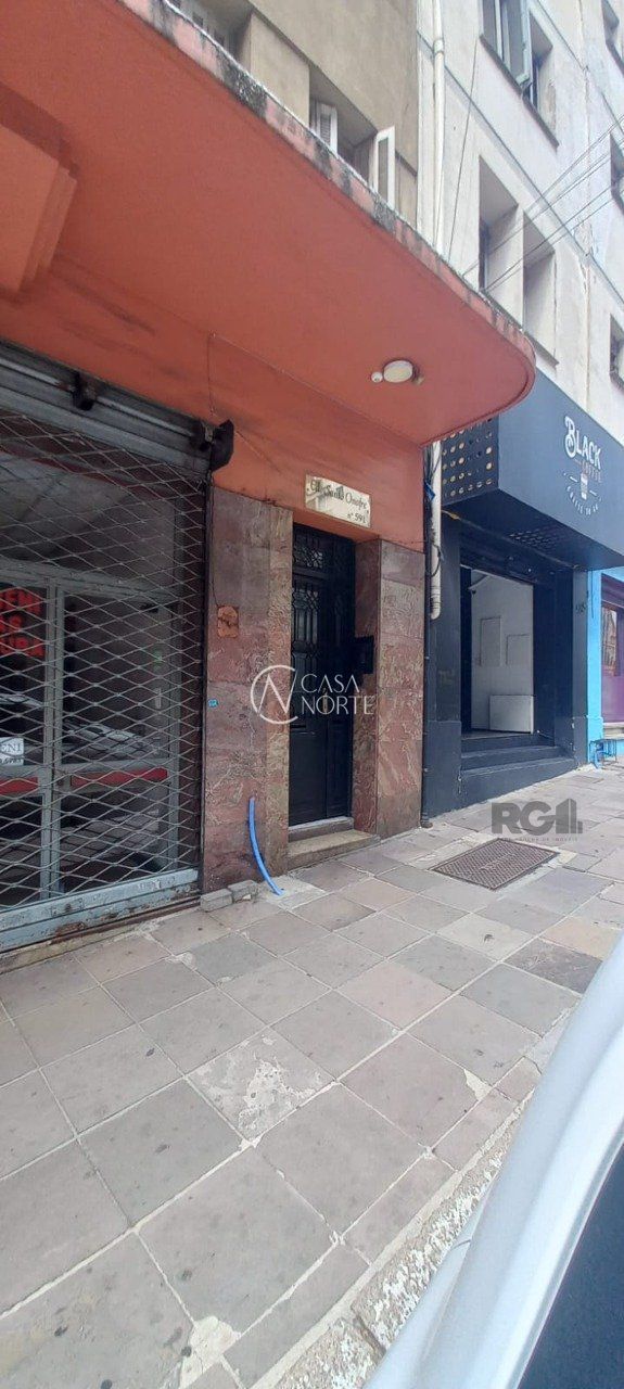 Apartamento à venda com 3 quartos, 113m², Avenida Alberto Bins no bairro Centro Histórico em Porto Alegre