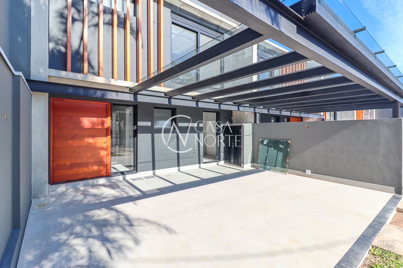 Casa à venda com 3 quartos, 177m², 3 suítes, 2 vagas, Rua Almirante Delamare no bairro Tristeza em Porto Alegre