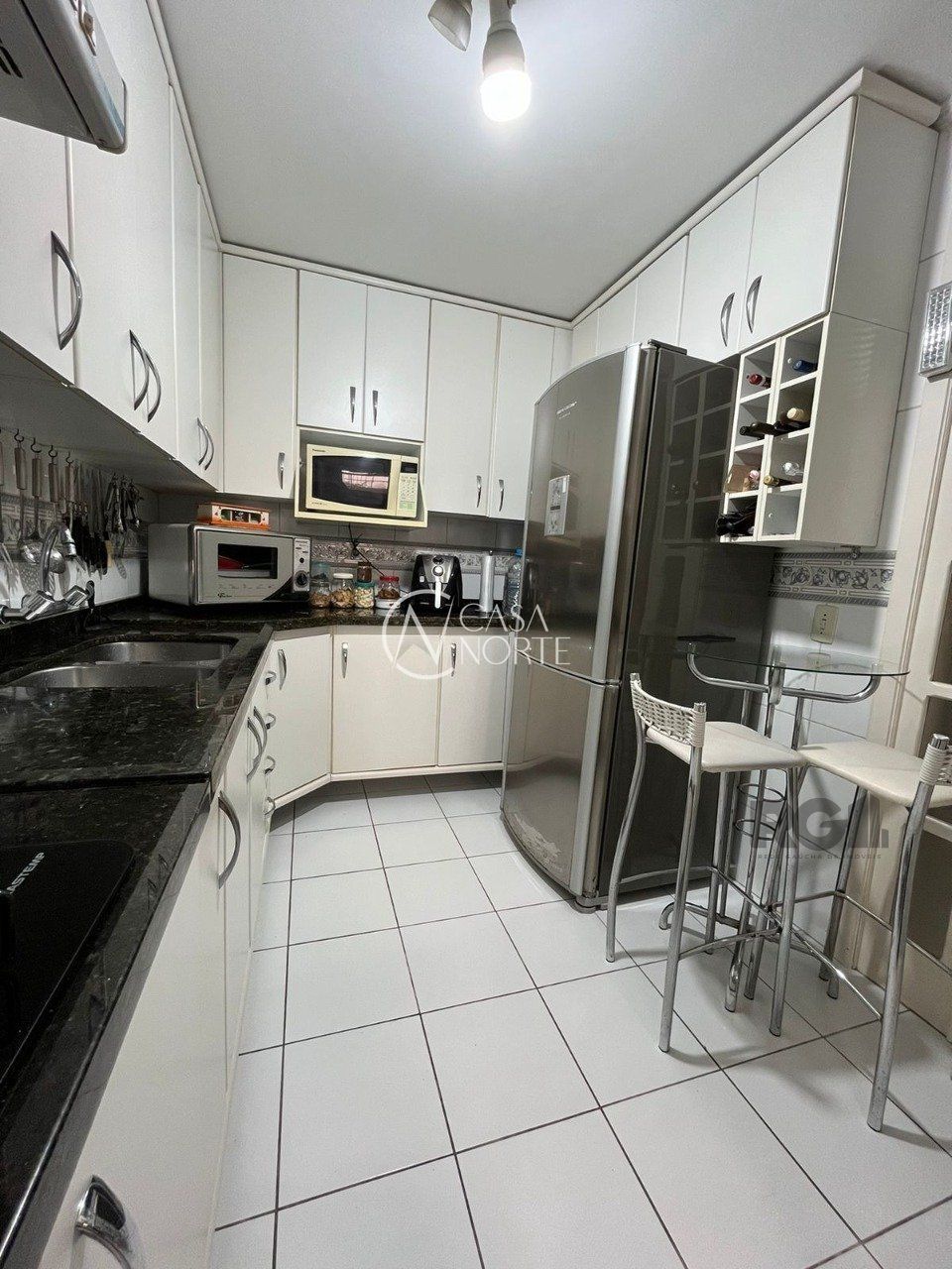 Casa de Condomínio à venda com 3 quartos, 150m², 1 suíte, 1 vaga, Travessa Alfredo Magalhães no bairro Ipanema em Porto Alegre