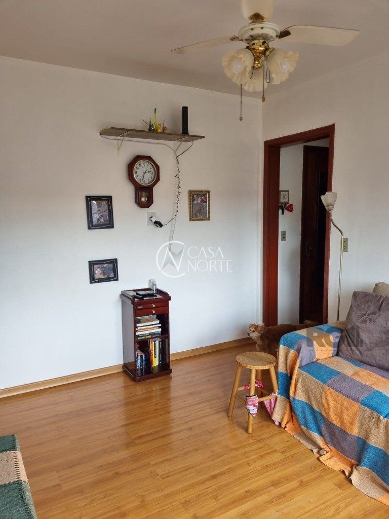 Apartamento à venda com 1 quarto, 42m², 1 vaga, Rua Professor Carvalho Freitas no bairro Teresópolis em Porto Alegre