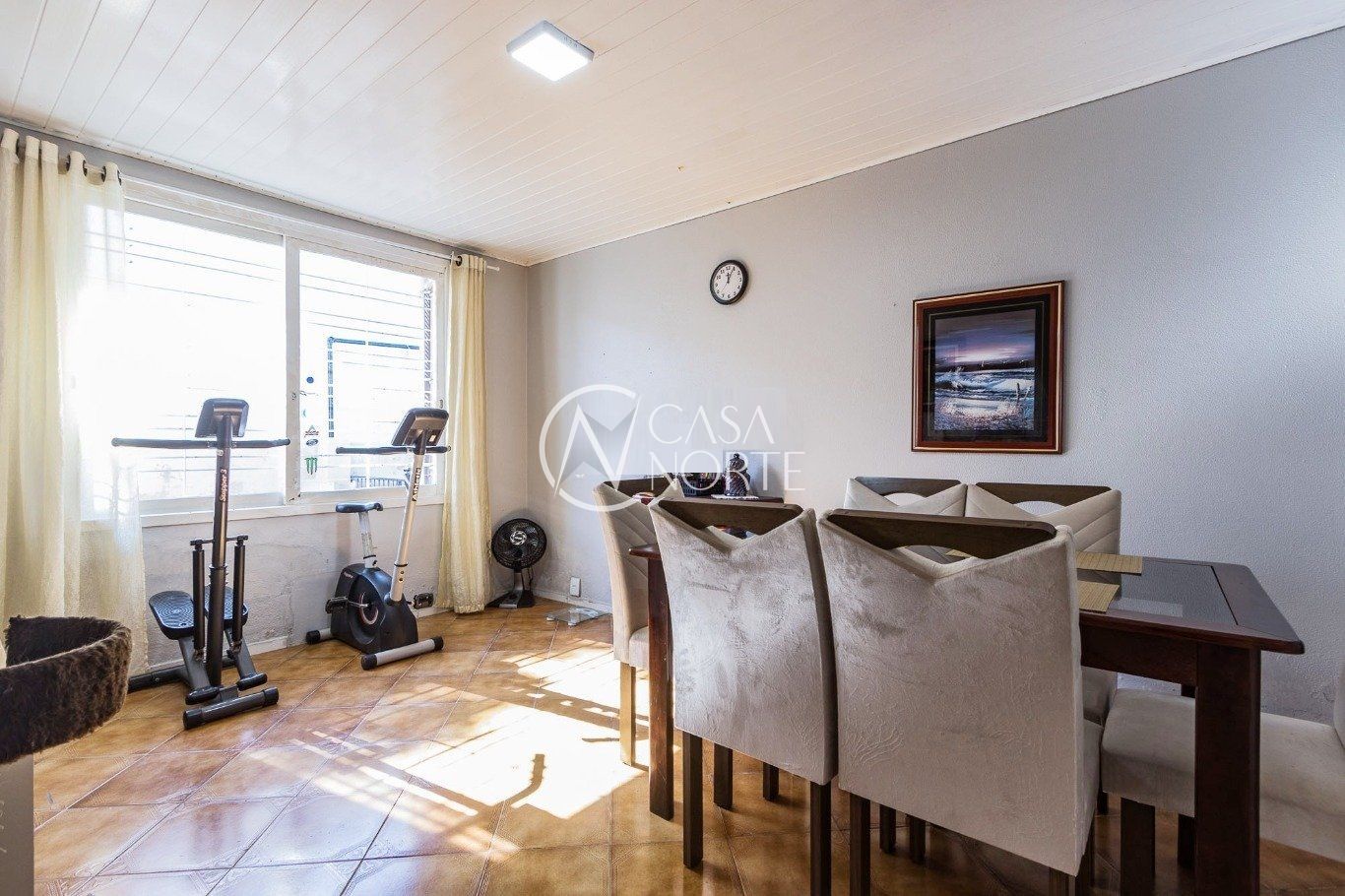 Casa à venda com 3 quartos, 139m², 1 suíte, 3 vagas, Avenida Brino no bairro Santa Maria Goretti em Porto Alegre