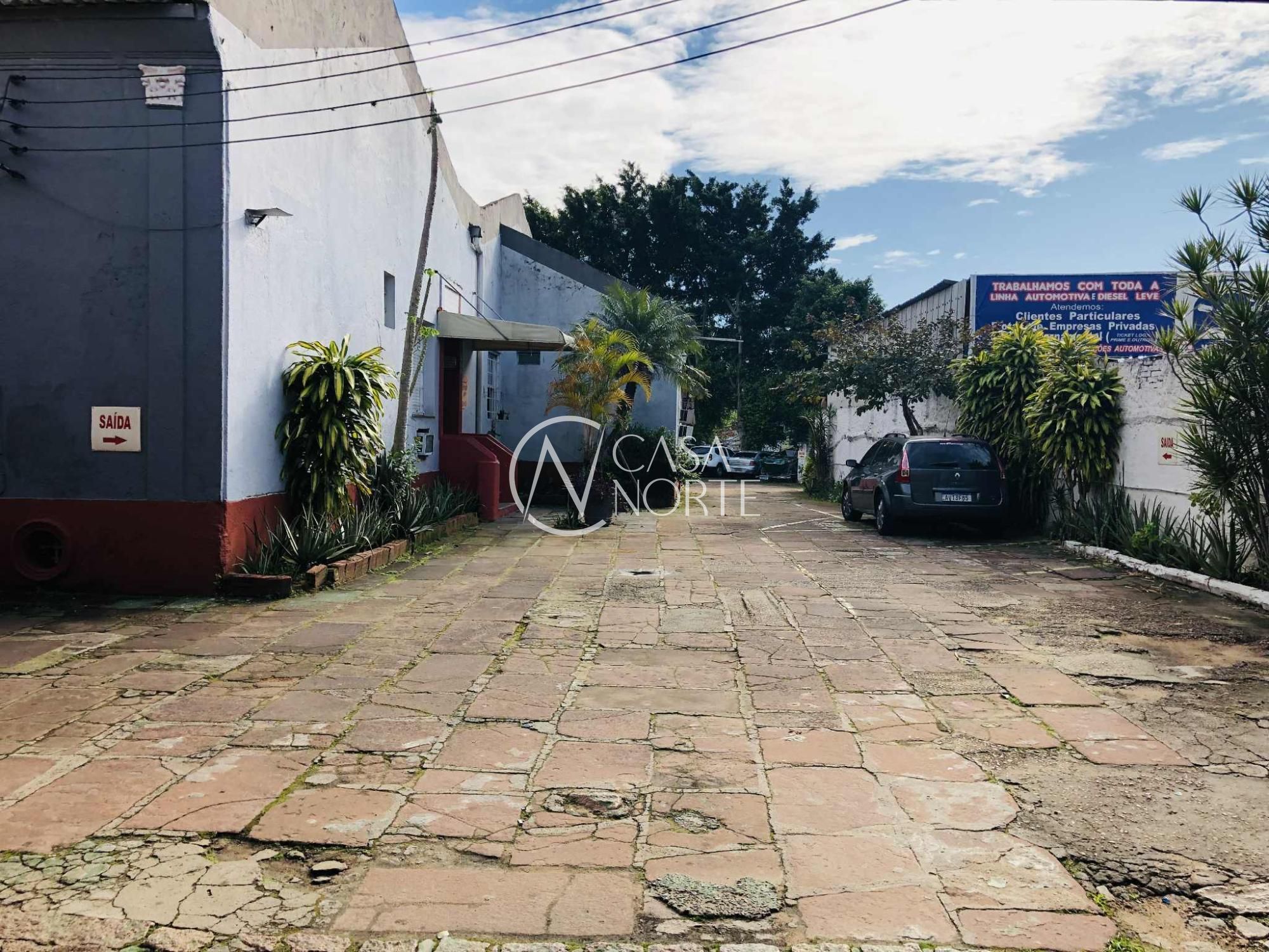 Terreno à venda  com 1500m², Avenida Bento Gonçalves no bairro Santana em Porto Alegre