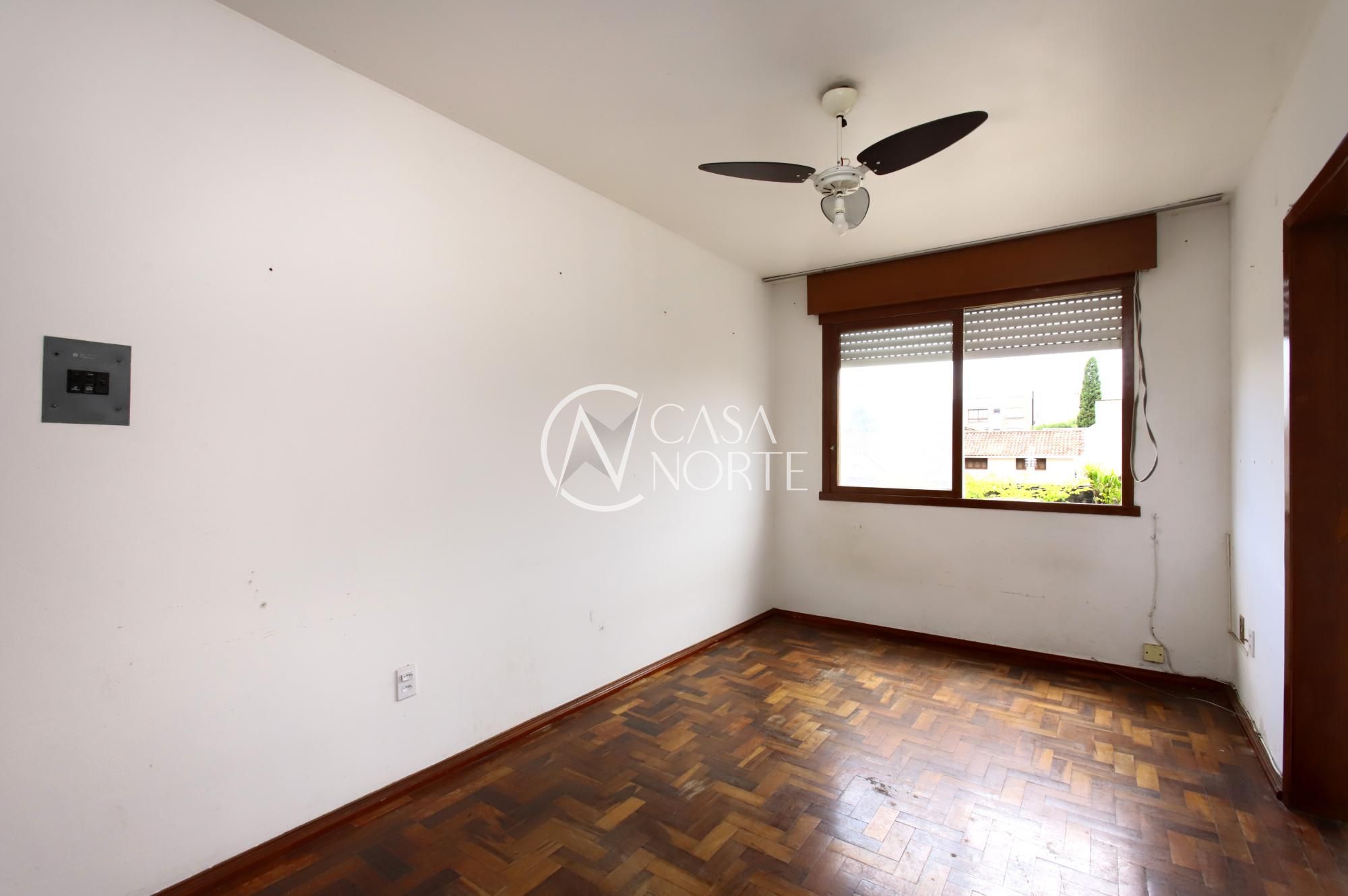 Apartamento à venda com 1 quarto, 39m², 1 vaga, Rua Veronese no bairro São Sebastião em Porto Alegre