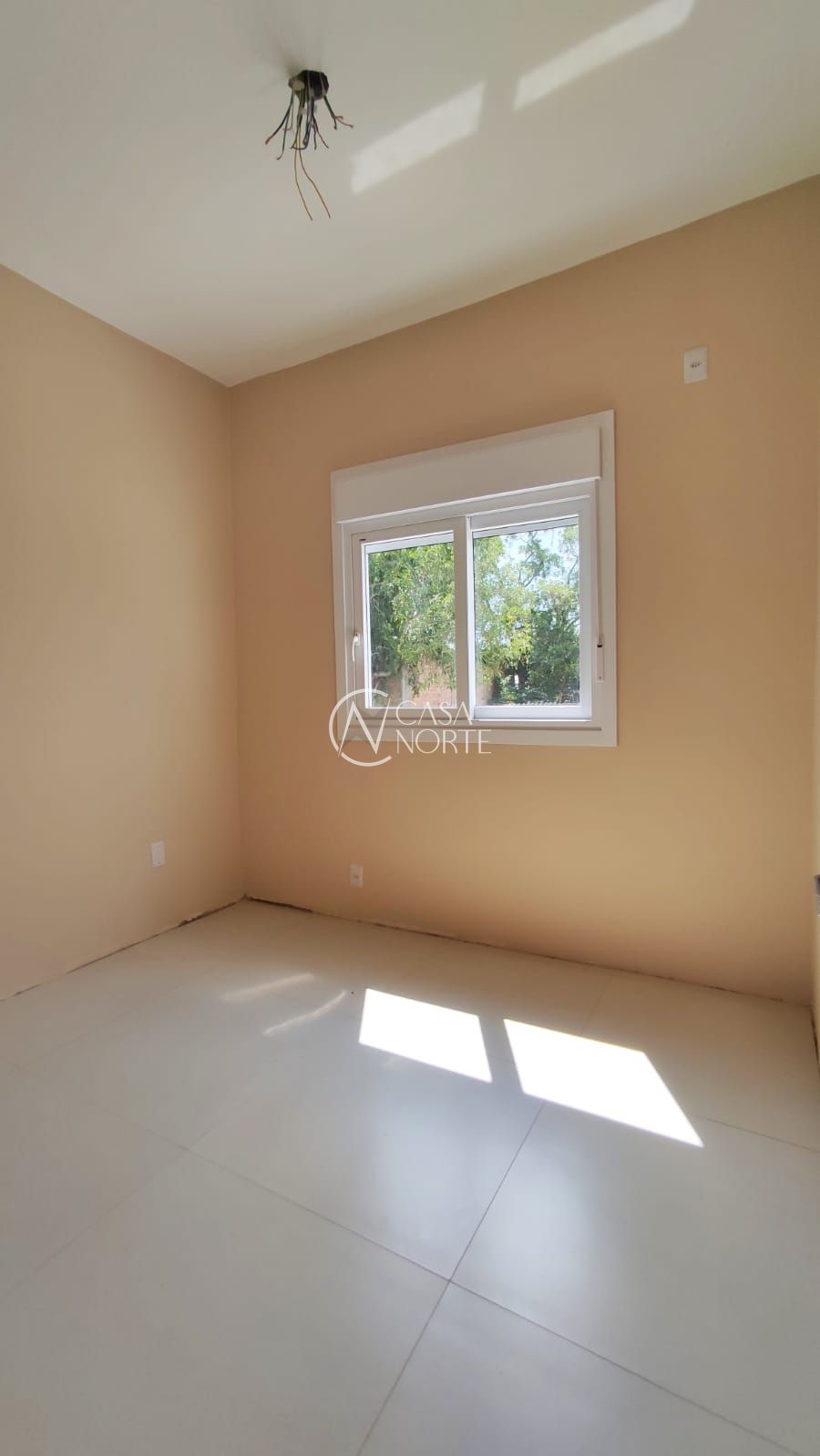 Sobrado à venda com 3 quartos, 81m², 1 suíte, 2 vagas, Rua Ernesto Pellanda no bairro Vila Jardim em Porto Alegre