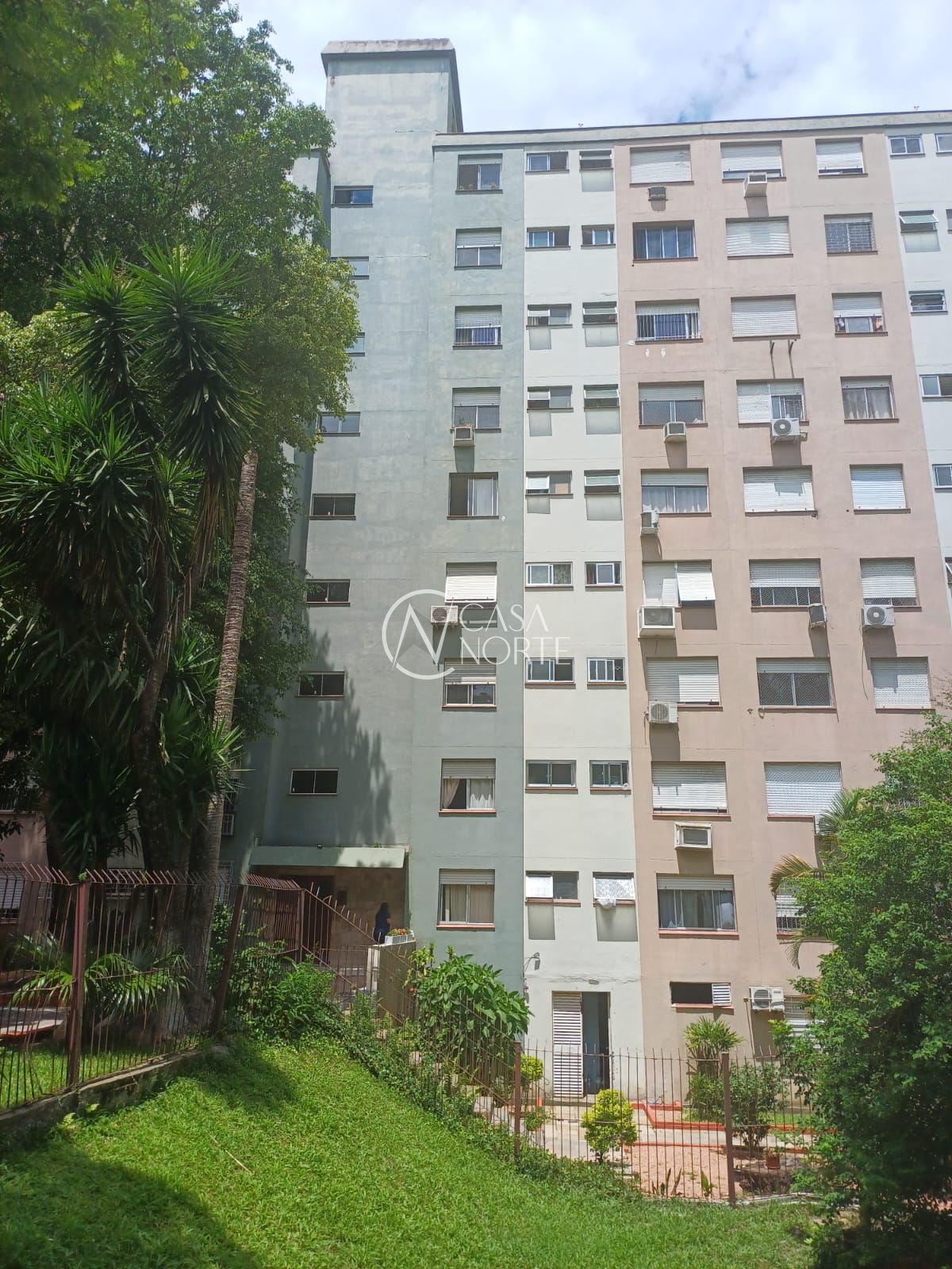 Apartamento à venda com 2 quartos, 58m², 1 vaga, Rua Doutor Otávio Santos no bairro Jardim Sabará em Porto Alegre