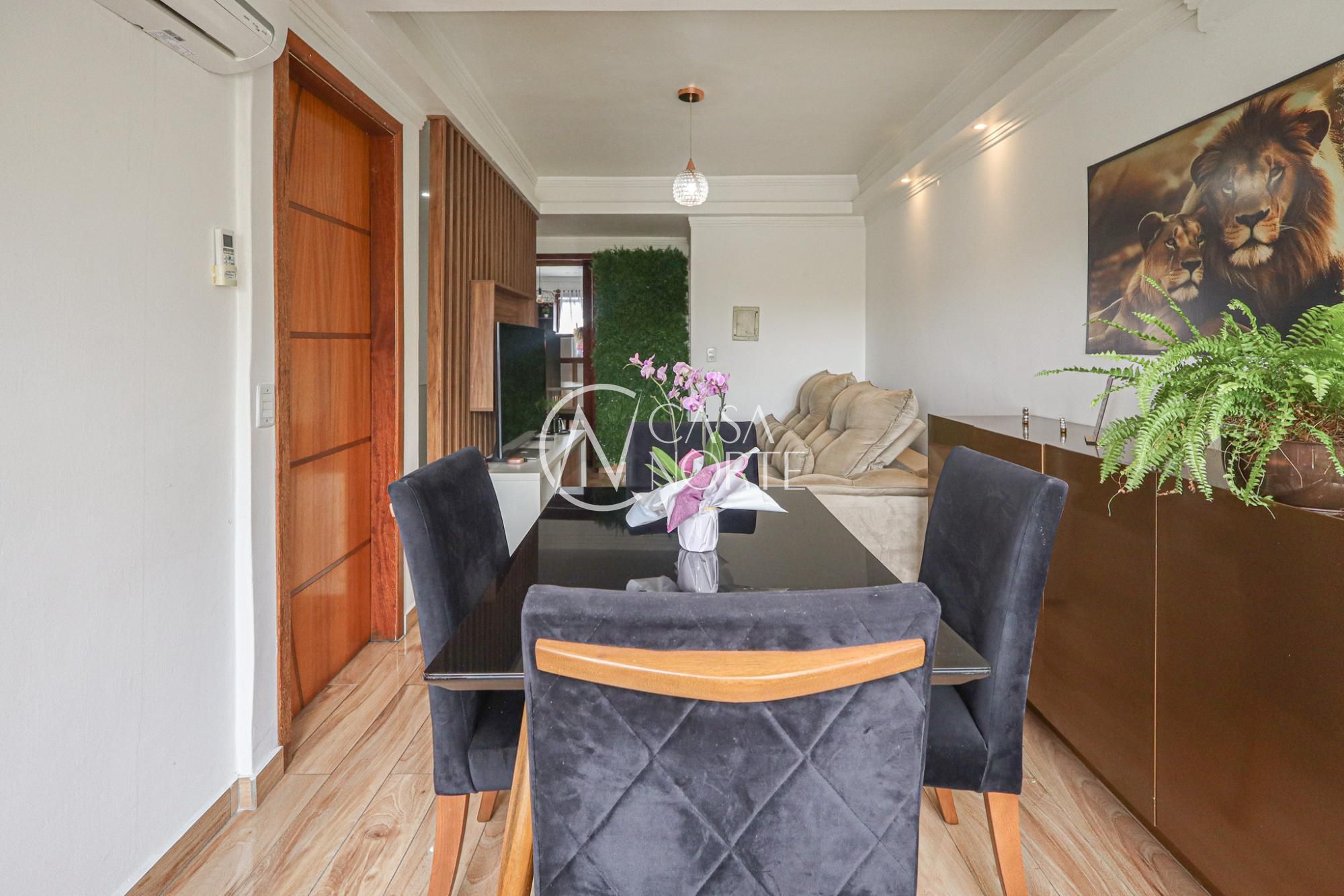 Casa à venda com 4 quartos, 277m², 2 suítes, 3 vagas, Rua Noel Rosa no bairro Jardim Sabará em Porto Alegre