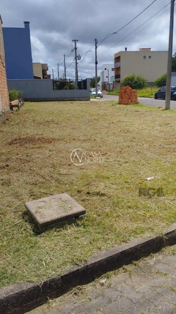 Terreno à venda  com 153m², Avenida Alcibiades Martins da Rocha no bairro Aberta dos Morros em Porto Alegre