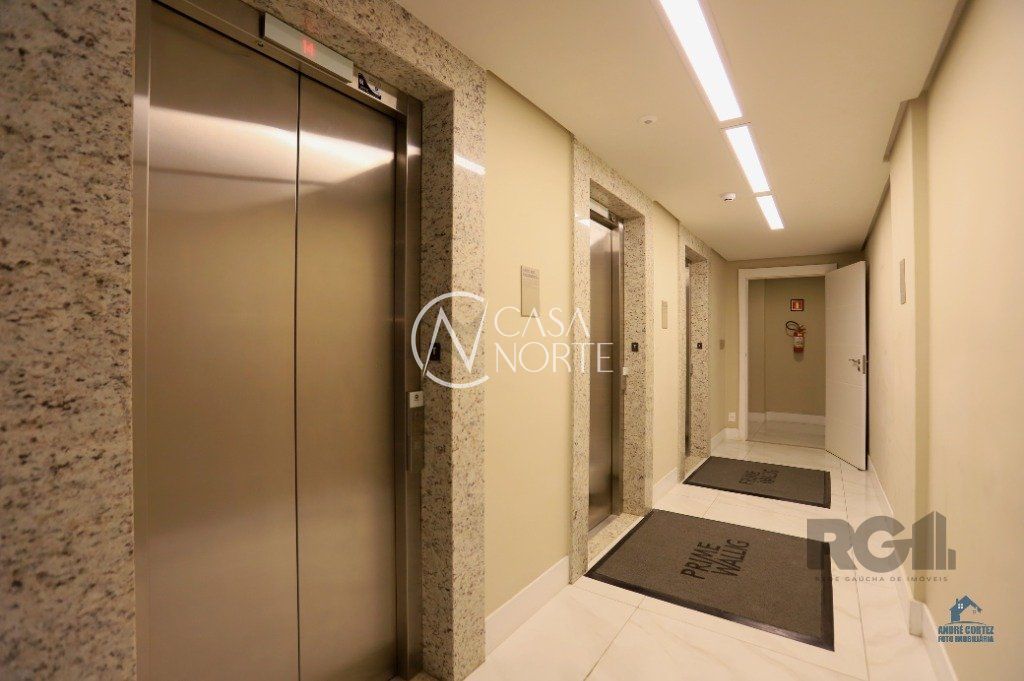 Apartamento à venda com 2 quartos, 56m², 1 suíte, 1 vaga, Avenida Francisco Trein no bairro Cristo Redentor em Porto Alegre