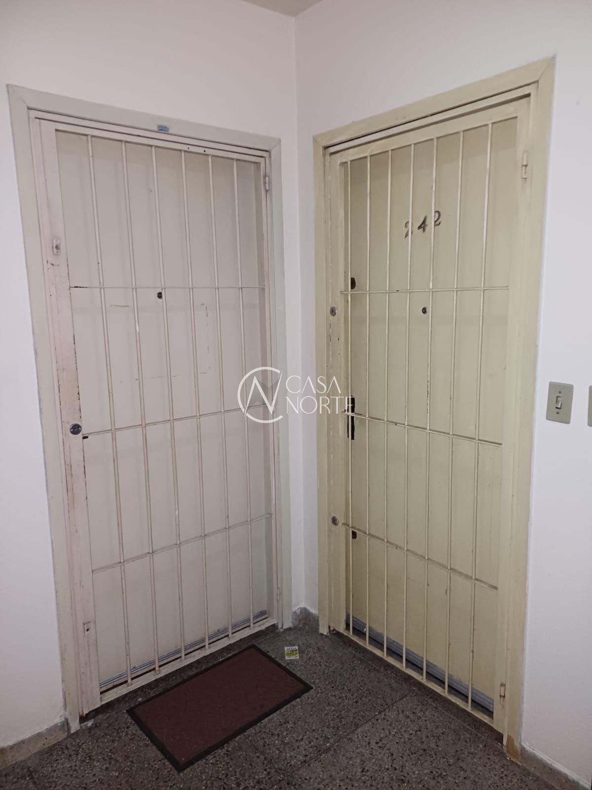 Apartamento à venda com 1 quarto, 39m², Rua Doutor Vargas Neto no bairro Jardim Leopoldina em Porto Alegre