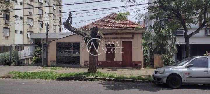 Terreno à venda  com 348m², Rua Carlos Von Koseritz no bairro São João em Porto Alegre
