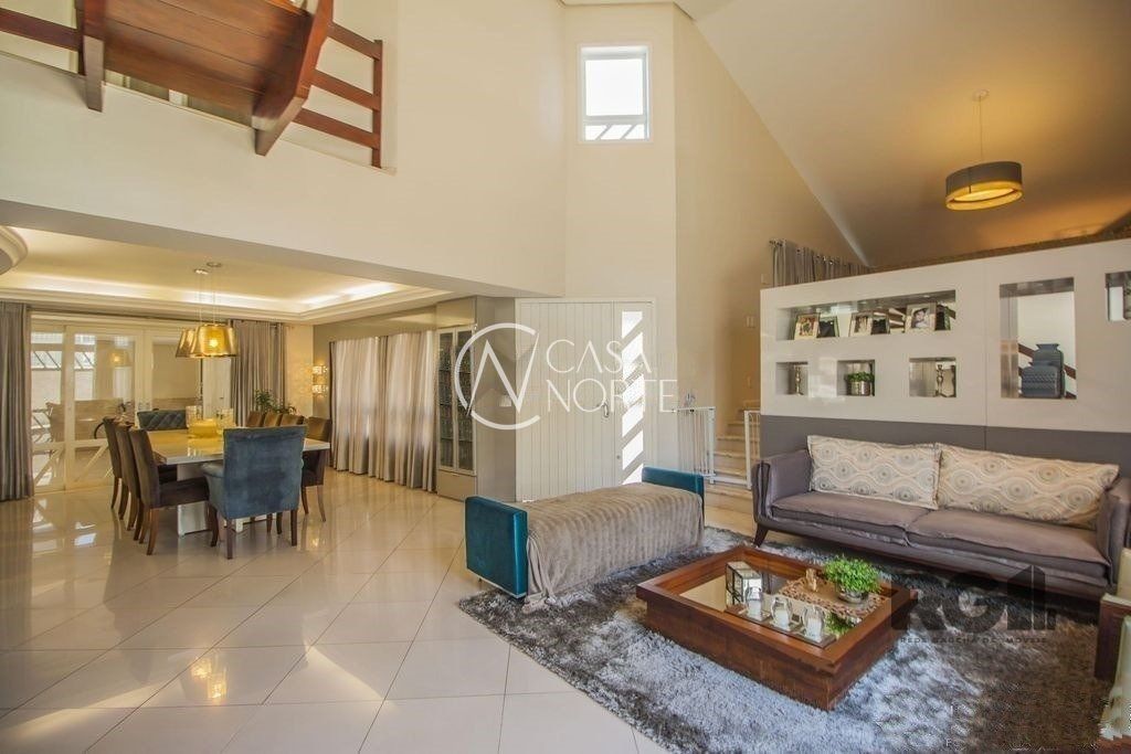 Casa de Condomínio à venda com 4 quartos, 390m², 3 suítes, 4 vagas, Avenida Ecoville no bairro Sarandi em Porto Alegre
